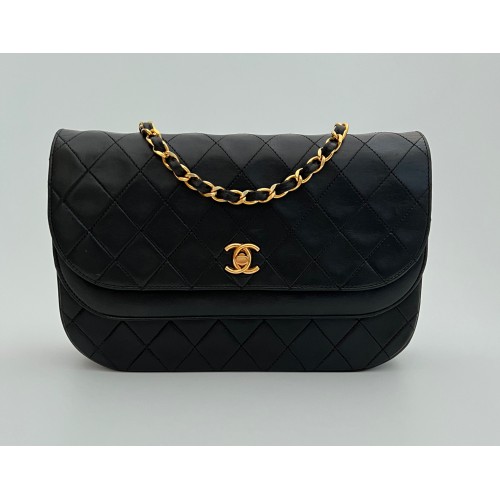 Chanel black leather vintage ref. 7240