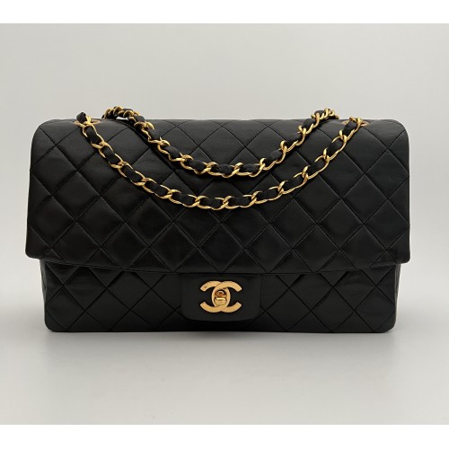 Chanel black leather coin...