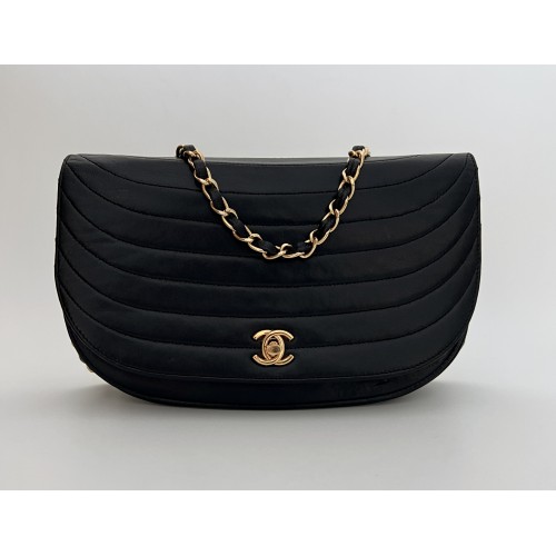 Chanel black leather vintage ref. 7508