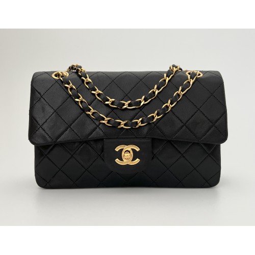 Chanel Timeless 23 double flap...