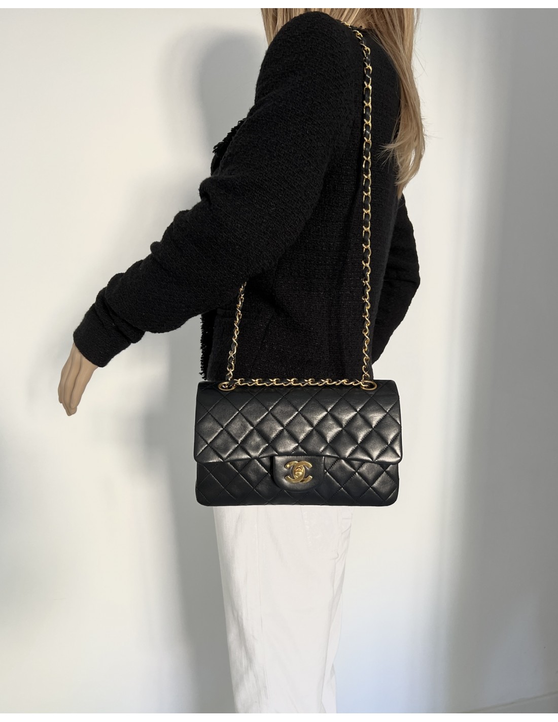 Lot - Chanel Lambskin Sac Class Rabat Bag